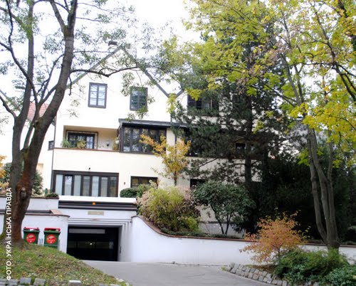 Австрийский домик Азарова