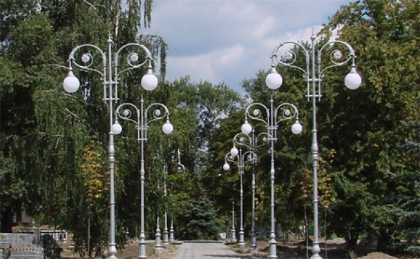 Файл:Домик Порошенко 6.png