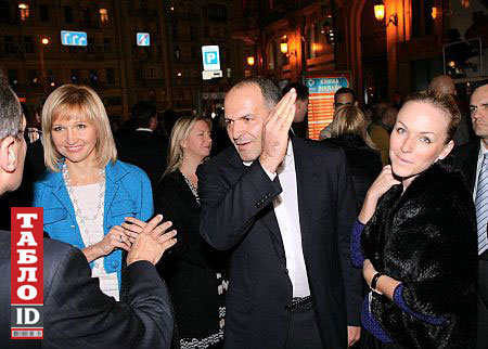 Файл:Мачеха отец Марии Пинчук.jpg