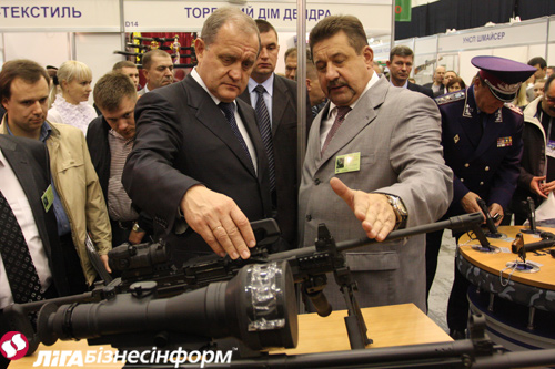 Файл:Могилев вооружается.jpg