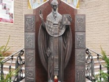 Файл:Памятник (Скорик).jpg