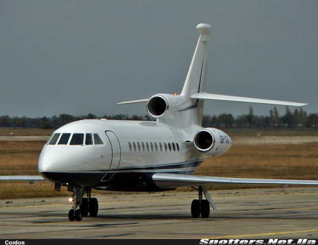 Файл:Самолет Януковича 1.jpg