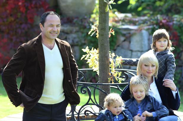 Файл:Семья Тигипко.jpg