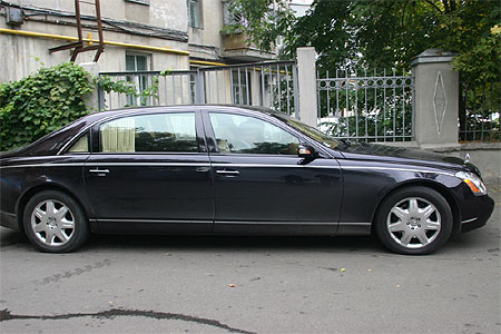 Файл:Шестиметровый бронированный Maybach Шифрина.jpg