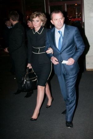 Андрей Клюев с супругой.jpg