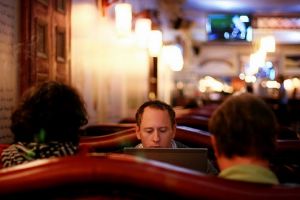 Сотников работает.jpg