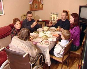 Янукович с тещей.jpg